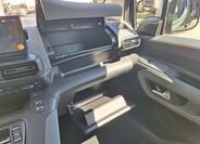 Peugeot Rifter 17