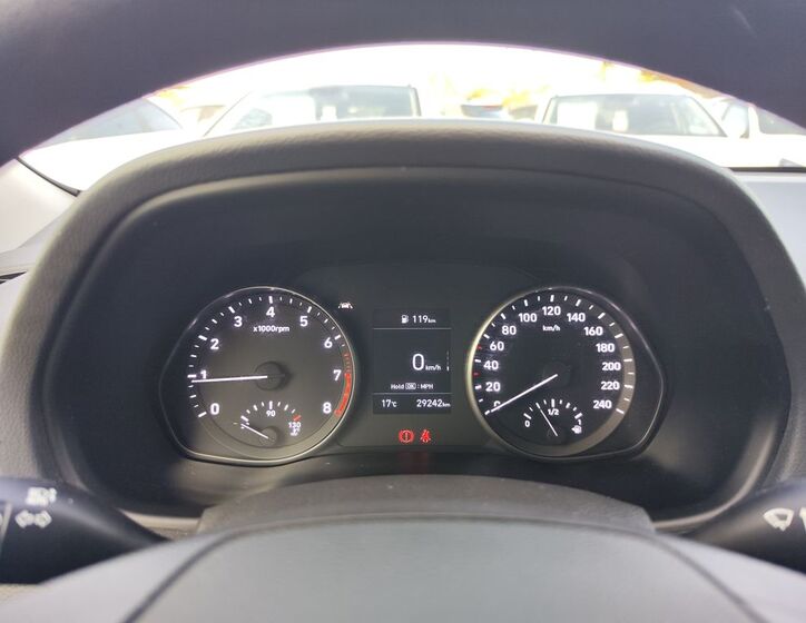 Hyundai i30 13