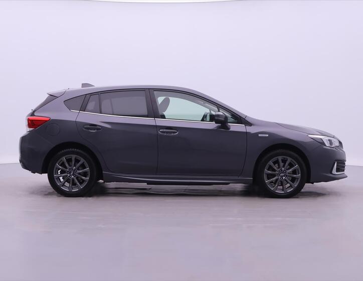 Subaru Impreza 8