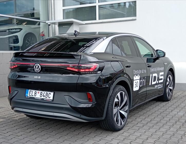 Volkswagen ID.5 6