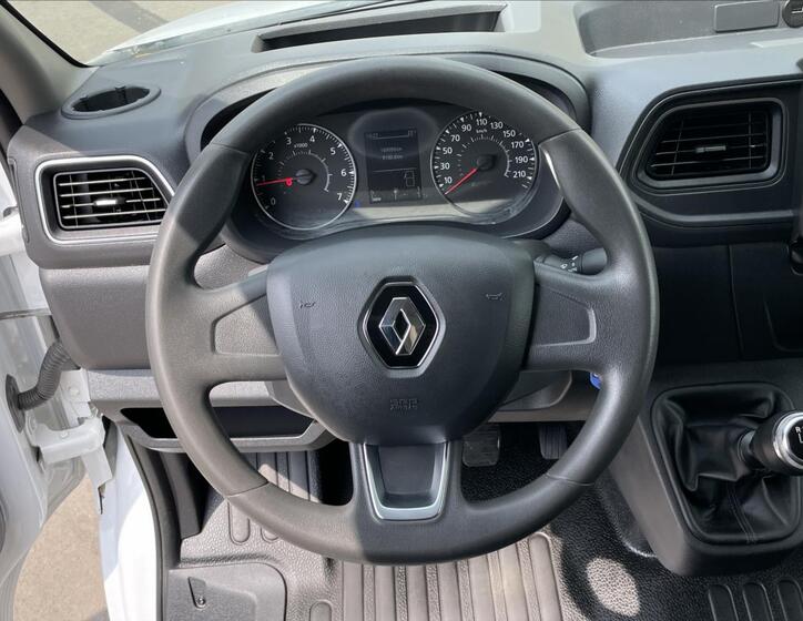 Renault Master 8