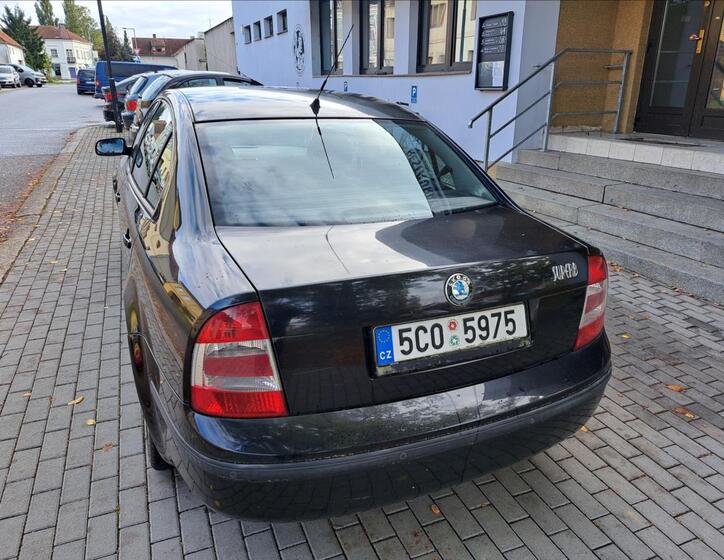Škoda Superb 10