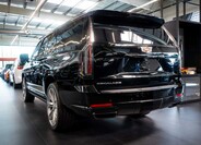 Cadillac Escalade 3