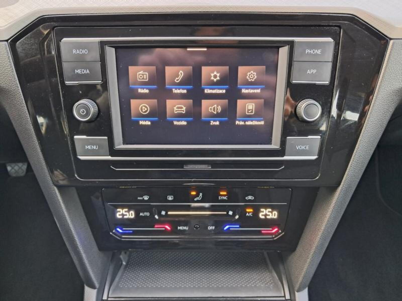 Volkswagen Passat 14