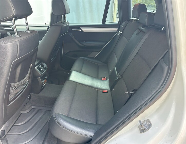 BMW X3 11