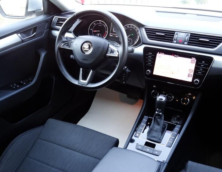 Škoda Superb 21