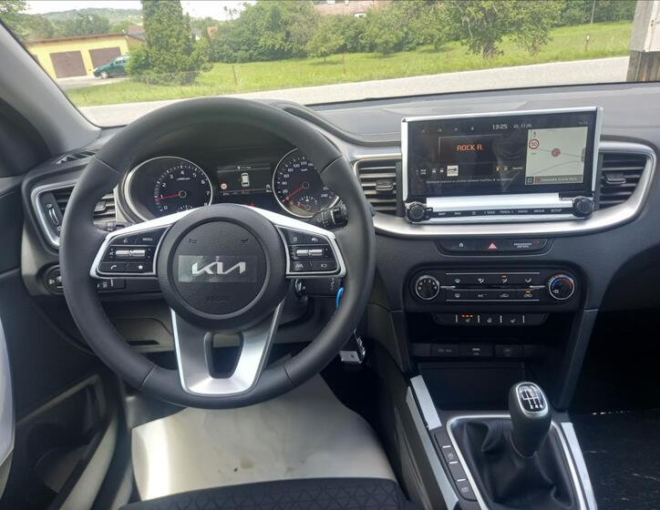 KIA Ceed 5