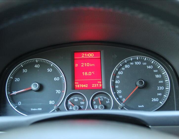 Volkswagen Touran 32