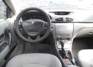 Renault Laguna 13