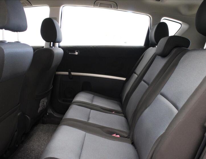 Toyota Corolla Verso 14