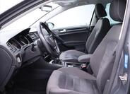 Volkswagen Golf 12