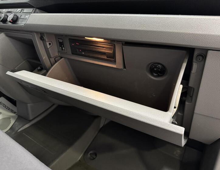Volkswagen Crafter 33