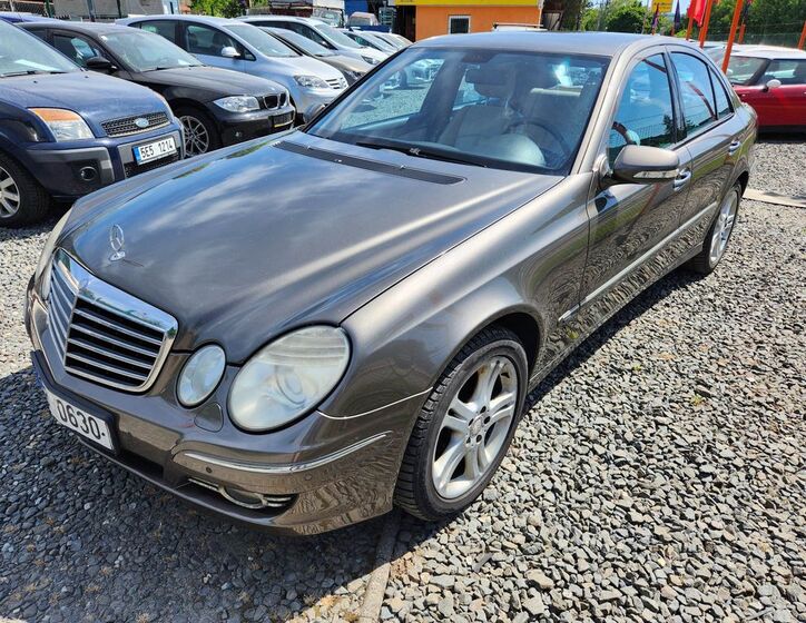 Mercedes-Benz Třídy E 9