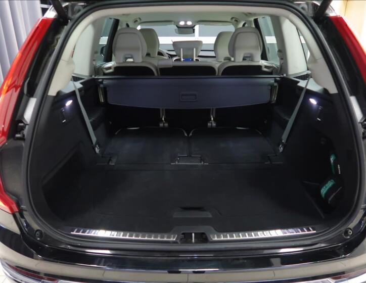 Volvo XC90 9