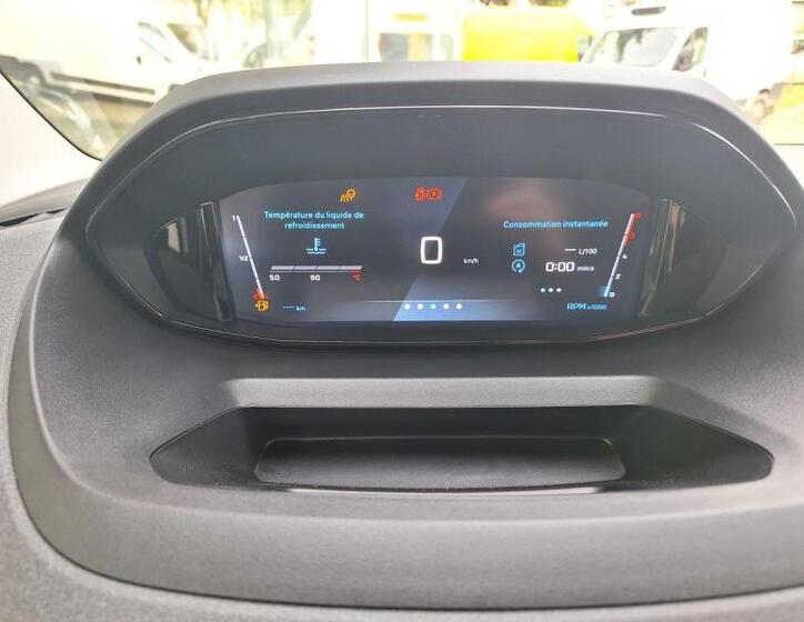 Peugeot Rifter 11