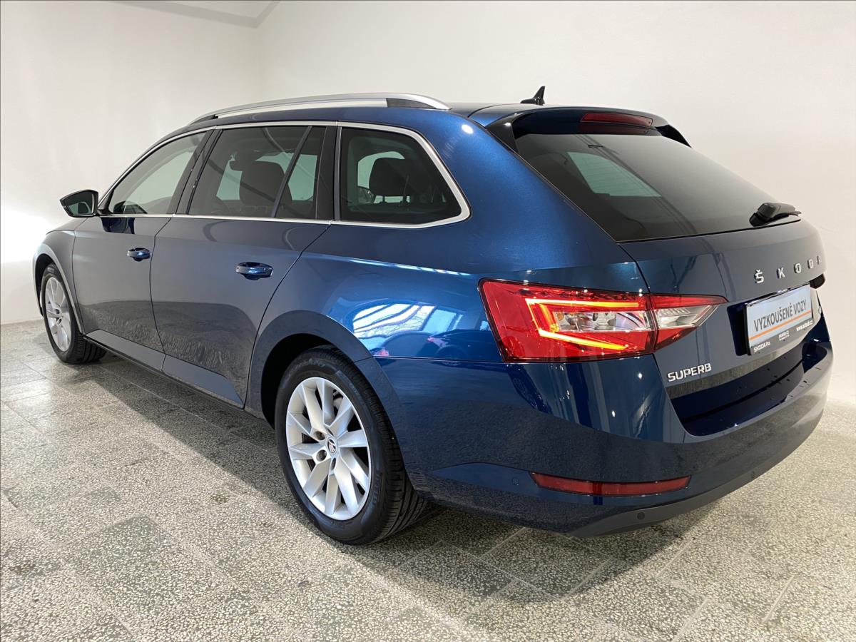Škoda Superb