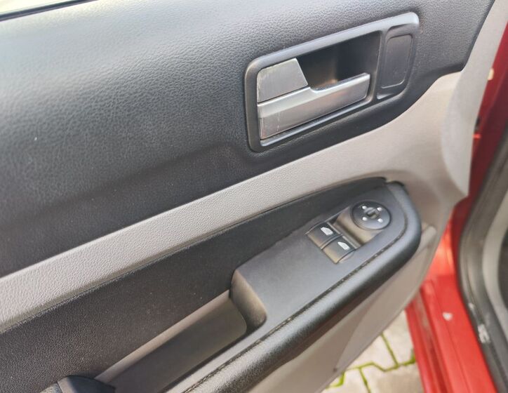 Ford Focus 22
