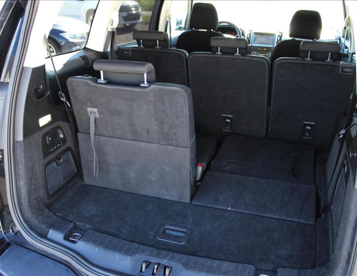 Ford Galaxy 27