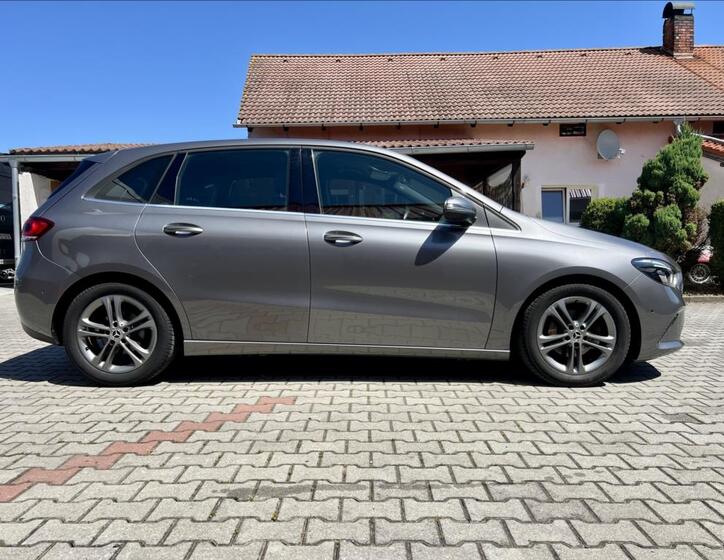 Mercedes-Benz Třídy B 8