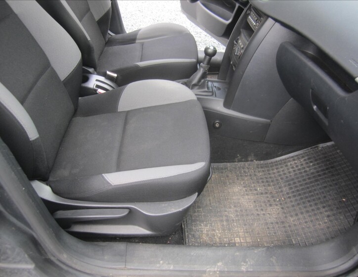 Peugeot 207 16