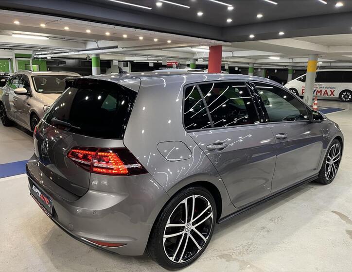 Volkswagen Golf 5