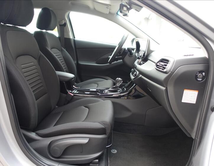 Hyundai i30 11