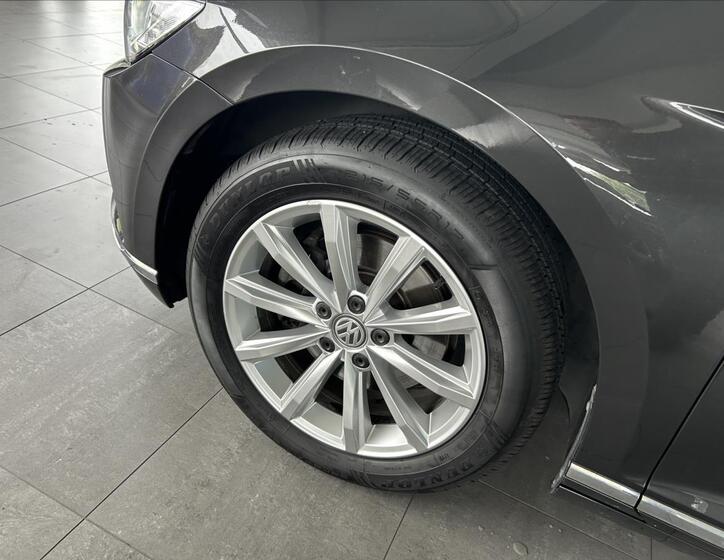Volkswagen Passat 32