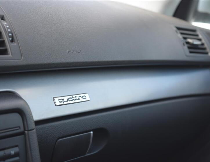 Audi A4 40