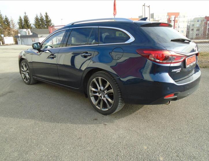 Mazda 6 5