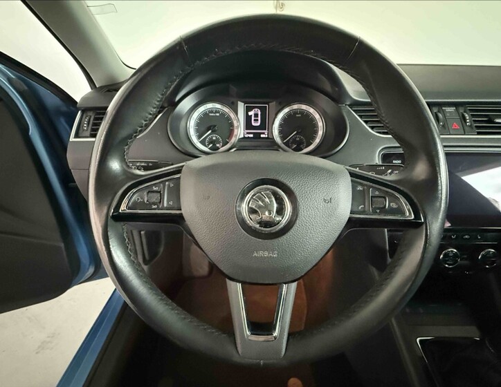 Škoda Octavia 10