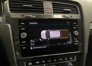 Volkswagen Golf 11