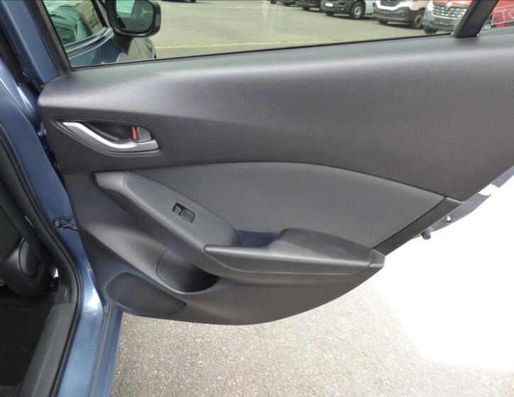 Mazda 3 41