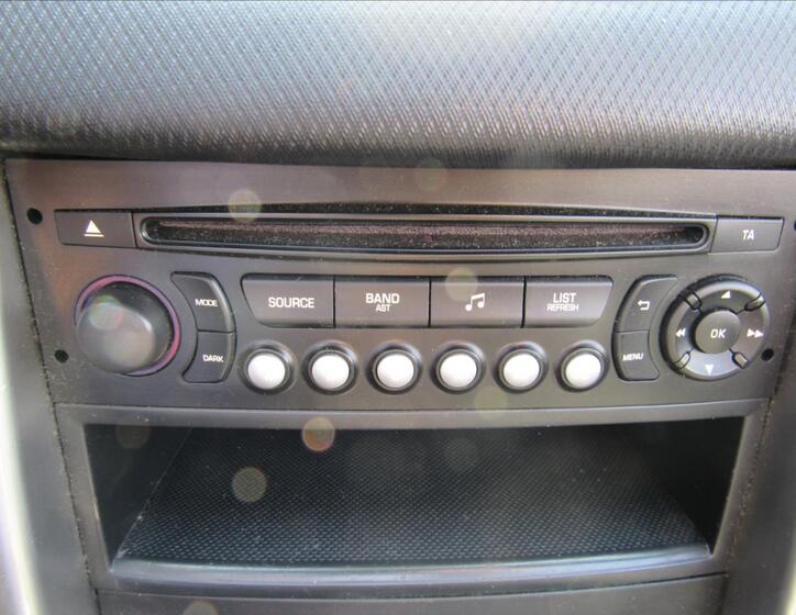 Peugeot 207 28