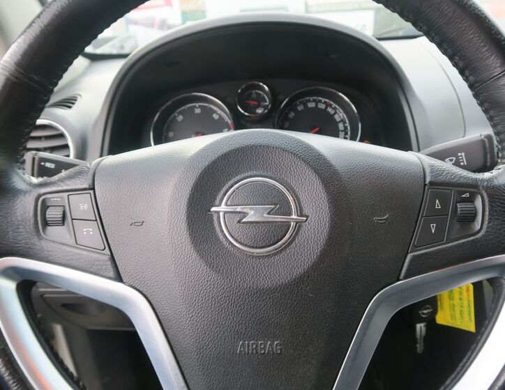 Opel Antara 14