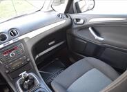 Ford Galaxy 30