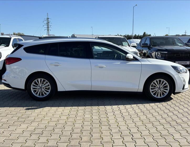 Ford Focus 6