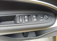 Jeep Avenger 11