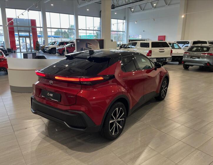 Toyota C-HR 5