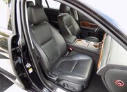 Jaguar XF 17