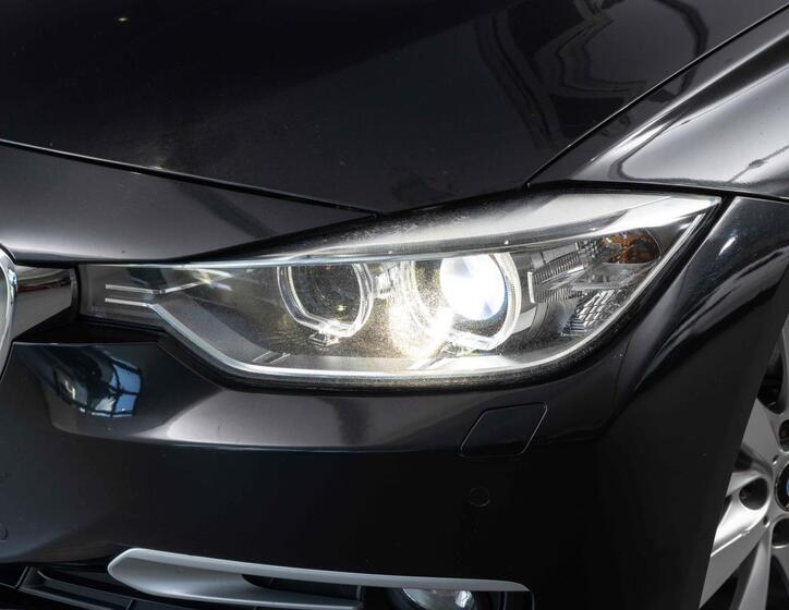 BMW Řada 3 8