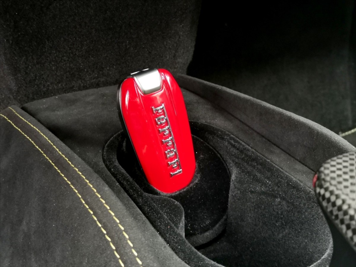 Ferrari F8