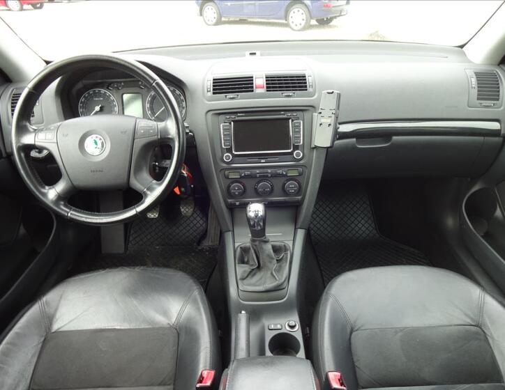 Škoda Octavia 42