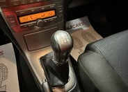 Toyota Avensis 16