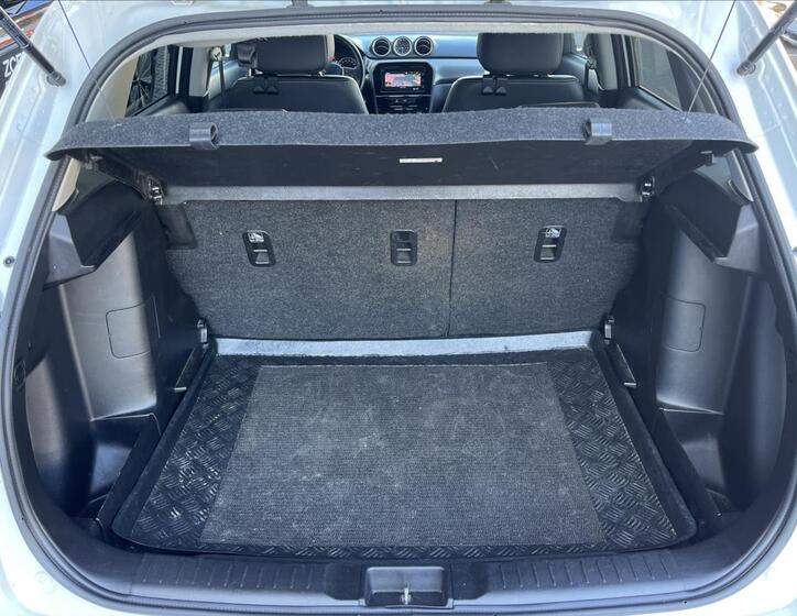 Suzuki Vitara 20