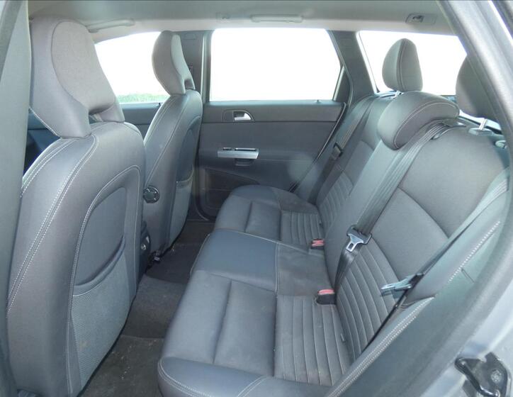 Volvo V50 9