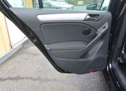 Volkswagen Golf 24