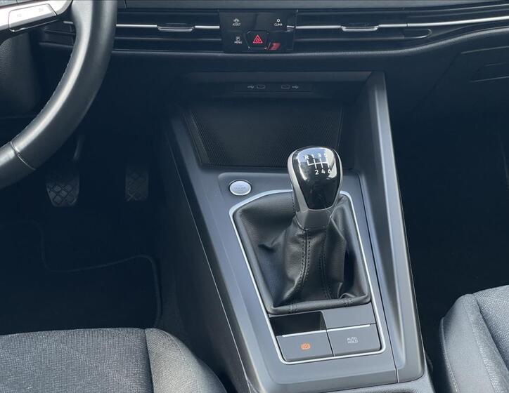 Volkswagen Golf 12