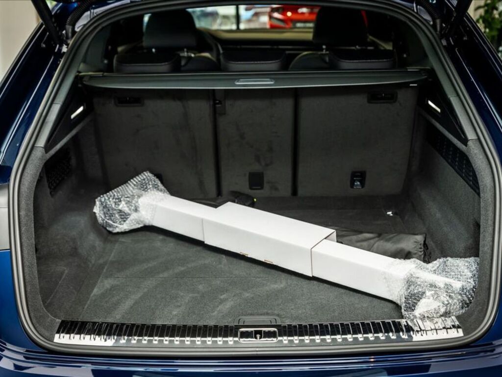 Audi SQ8 19