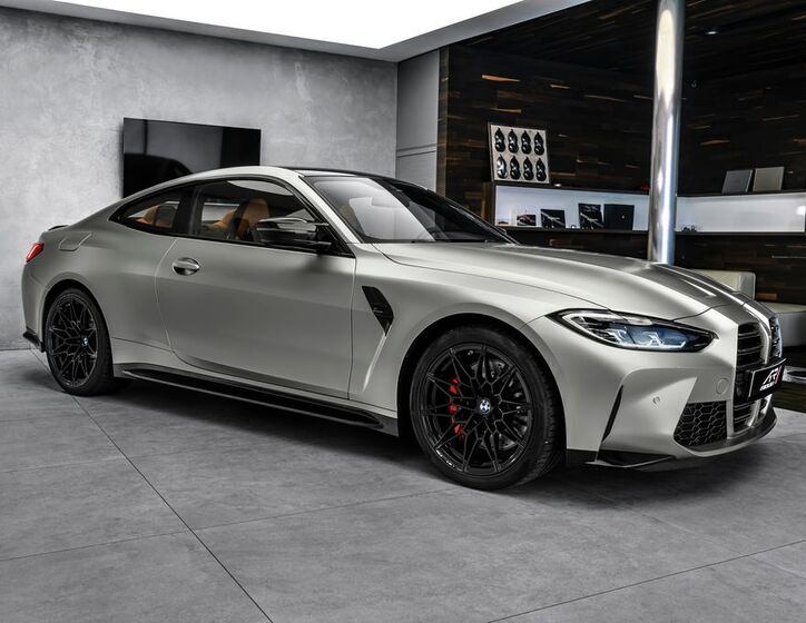 BMW M4 4