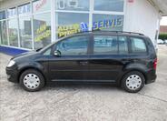 Volkswagen Touran 8